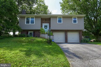 302 Donna Ave, Lancaster, PA 17603