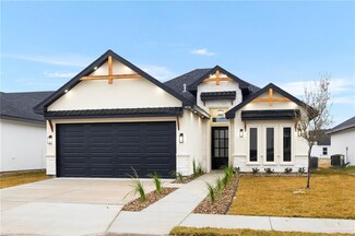 416 S Mary Land St, Alton, TX 78573