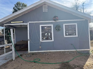 2015 Park St, Laredo, TX 78040