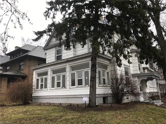 1222 Woodland Ave NW, Canton, OH 44703