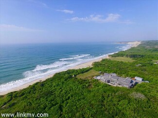 11 Azalea Ln, Chilmark, MA 02535