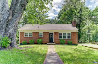 1026 Oakmont Cir, Lynchburg, VA 24502