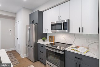 2209 M St NE Unit 1, Washington, DC 20002