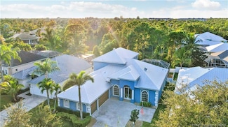 2260 NW Windemere Dr, Jensen Beach, FL 34957