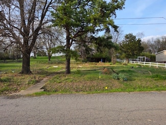 201 W Woodson Ave, Bonanza, AR 72916