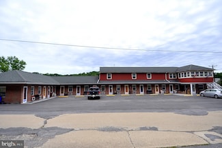 268 Wilkes St Unit 8, Berkeley Springs, WV 25411
