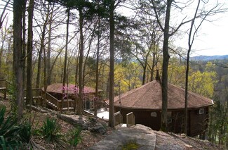 295 Pine Tree Dr, Burnside, KY 42519