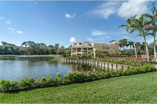 2220 Chesterbrook Ct Unit 204, Naples, FL 34109