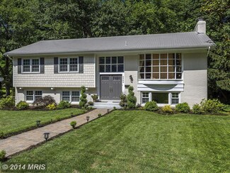 2549 Military Rd, Arlington, VA 22207