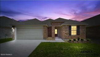 201 Oak Heights Dr, Duson, LA 70529