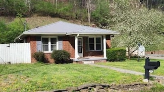 1434 Little Prater Rd, Grundy, VA 24614