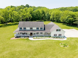 6177 N 650 E, Churubusco, IN 46723