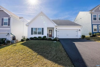 244 Vine St, Waynesboro, VA 22980