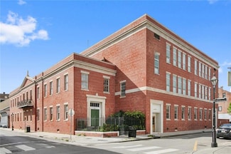 820 Dauphine St Unit 205, New Orleans, LA 70116