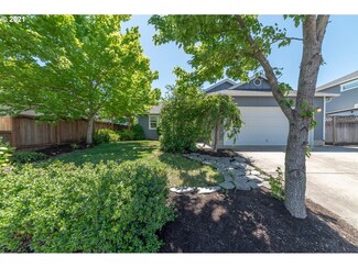83 Honer Loop, Creswell, OR 97426