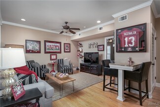 820 Frank Thomas Ave Unit 112, Tuscaloosa, AL 35401