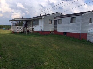 3226 St. Johns Rd, Colliers, WV 26035