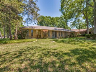 3932 Kiestmeadow Dr, Dallas, TX 75233