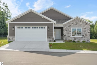 5118 Sheffer Farm Rd, Traverse City, MI 49685
