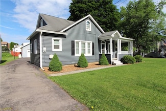 218 S Terry Rd, Syracuse, NY 13219