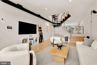 2114 10th St NW, Washington, DC 20001