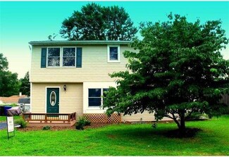 8 Rockland Terrace, Lumberton, NJ 08048