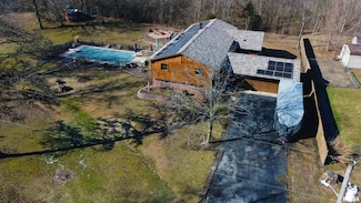 2039 Shook Ln, Centralia, IL 62801
