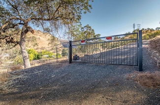 26900 Rye Meadow Ln, Clovis, CA 93619