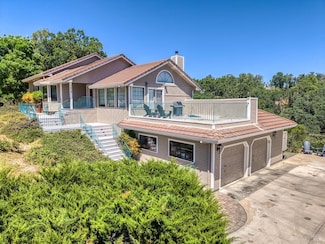 1519 Mcmahon Rd, Lakeport, CA 95453