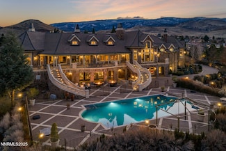 2490 Manzanita Ln, Reno, NV 89509