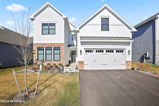 5 Begonia Dr, Manalapan Township, NJ 07726