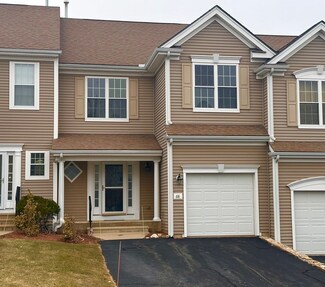 68 Tulip Cir Unit 68, South Grafton, MA 01560