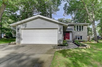 13121 Osborne St, Cedar Lake, IN 46303