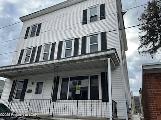 420 W Butternut St, Mount Carmel, PA 17851