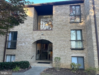 2058 Royal Fern Ct Unit 26/1C, Reston, VA 20191