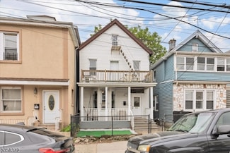 43 Quincy St, Passaic, NJ 07055