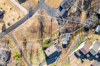 118 S Lakeland Point, Hot Springs, AR 71913