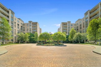 4545 W Touhy Ave Unit 424, Lincolnwood, IL 60712