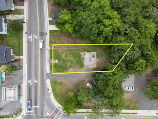 906 Holloway St, Durham, NC 27701