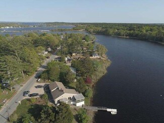 31 Rosepoint Ave, West Wareham, MA 02576