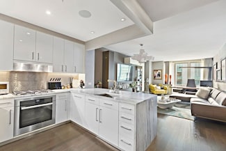 50 Riverside Blvd Unit 11H, New York, NY 10069