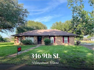 346 9th St, Hempstead, TX 77445