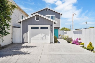 451 37th St, Richmond, CA 94805