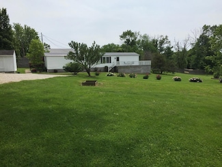 8626 Mason Lewis Rd, Maysville, KY 41056