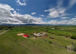 10 Pelto Ln, Fox, MT 59070