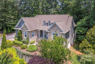 69 Benhurst Ct, Hendersonville, NC 28791