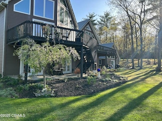 75 Starview Ln, Wapwallopen, PA 18660