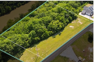 168 Avawam Dr, Richmond, KY 40475