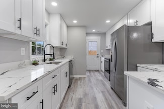 148 Lambert Dr, Manassas Park, VA 20111
