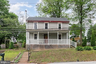 1532 Main St, Mechanicsburg, PA 17055